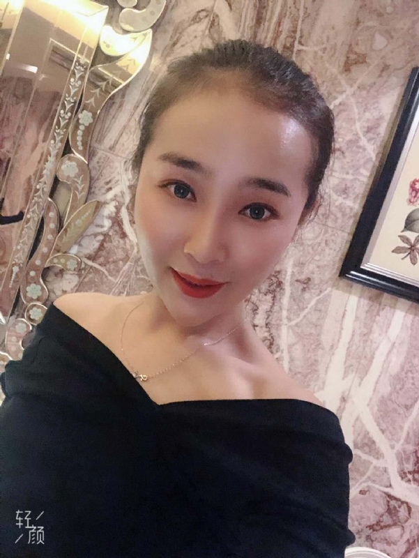 调皮的小猫的第一张照片--金华相亲服务中心