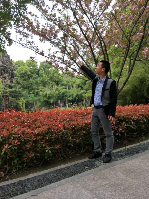 坦诚的第一张照片--金华相亲服务中心