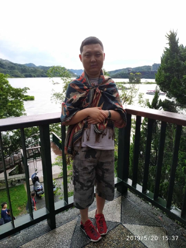 爱情里的俩个人的第一张照片--金华相亲服务中心