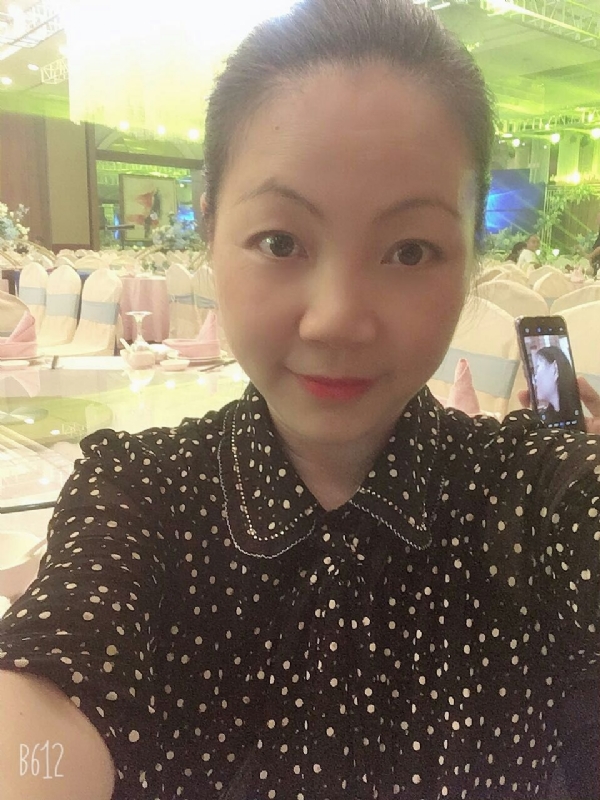 泡沫的第一张照片--金华相亲服务中心