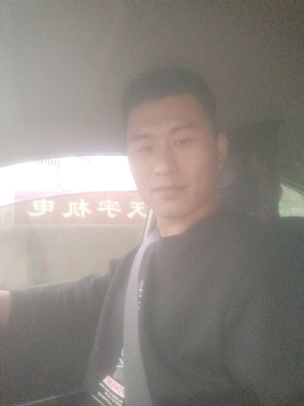 老鼠爱上猫的第一张照片--金华相亲服务中心
