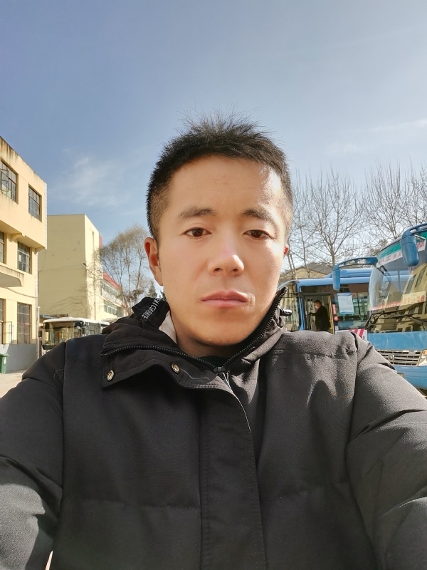 孤独的云的第一张照片--金华相亲服务中心