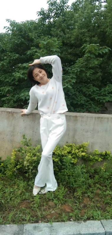 九妹的第四张照片--金华相亲服务中心