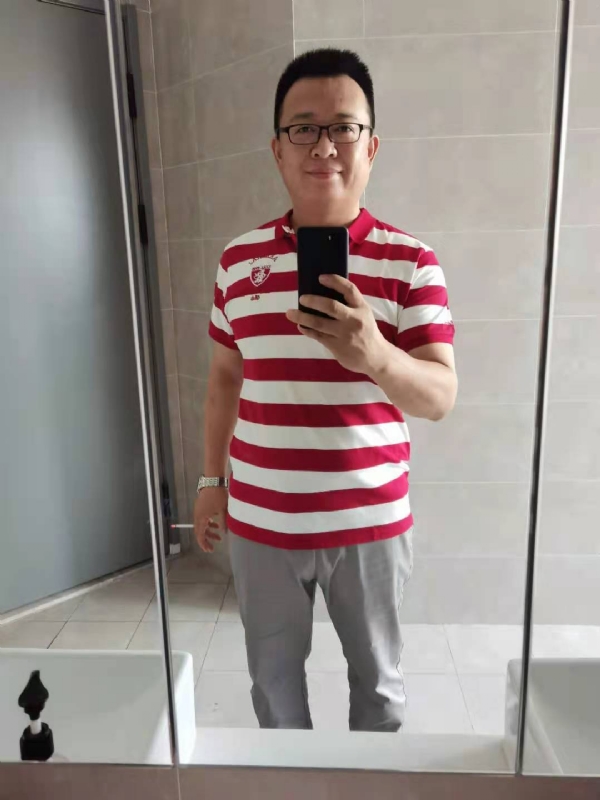 行走的打桩机的第二张照片--金华相亲服务中心