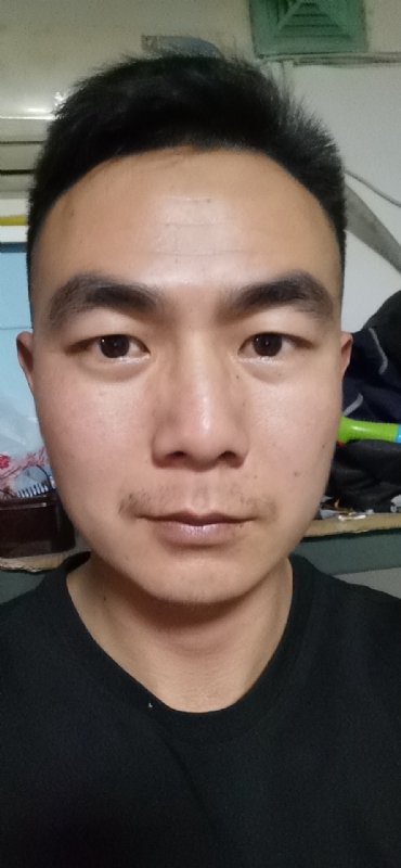 朴实无华的第一张照片--金华相亲服务中心
