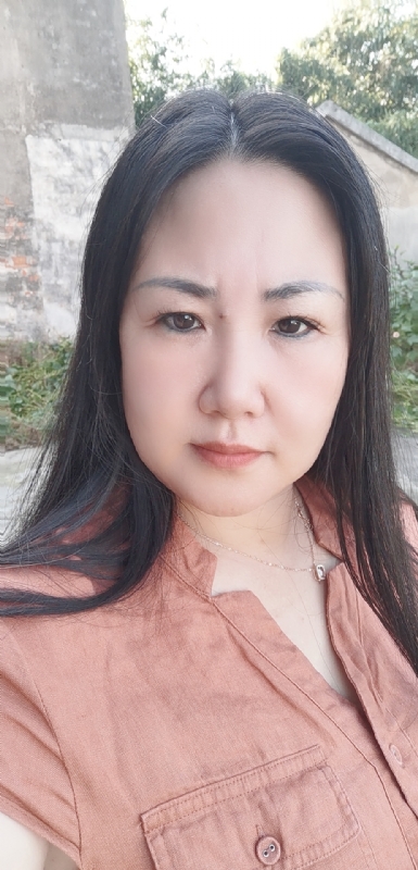 乖乖一女的第一张照片--金华相亲服务中心