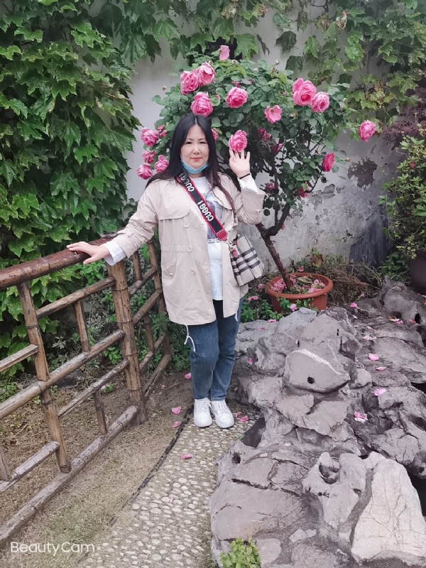 乖乖一女的第三张照片--金华相亲服务中心