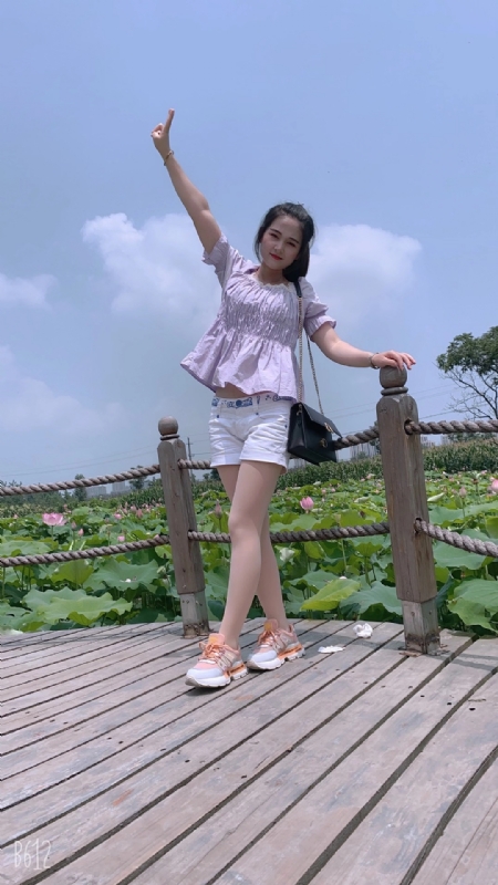 秋水伊人的第三张照片--金华相亲服务中心