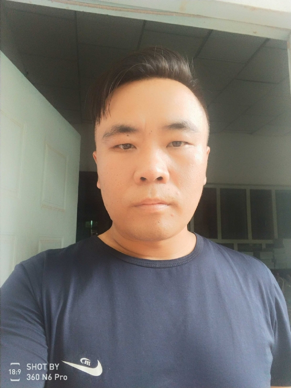 云的第二张照片--金华相亲服务中心