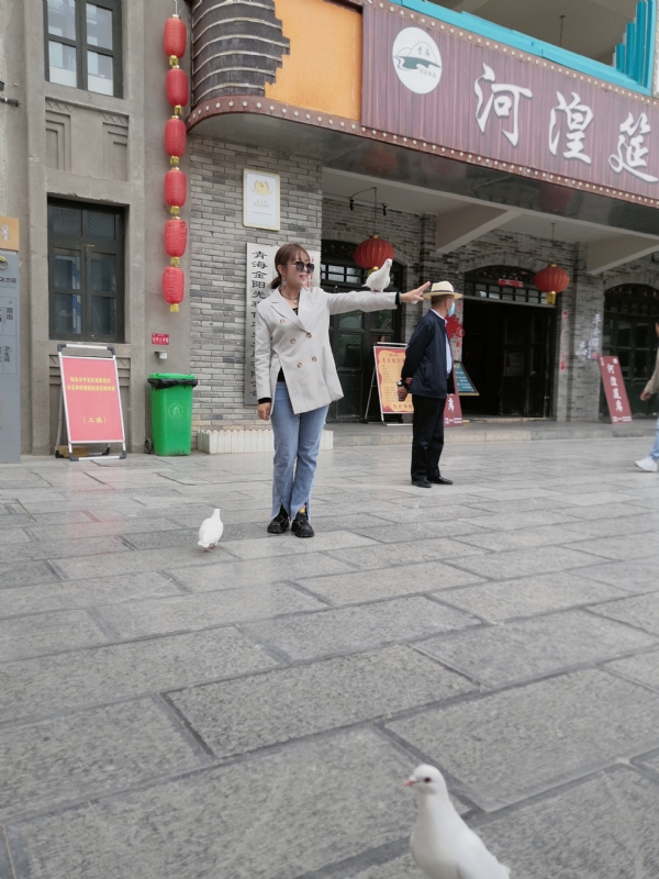 艳艳的第一张照片--金华相亲服务中心