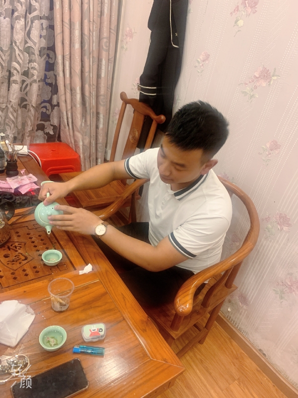 古有风琴的第一张照片--金华相亲服务中心