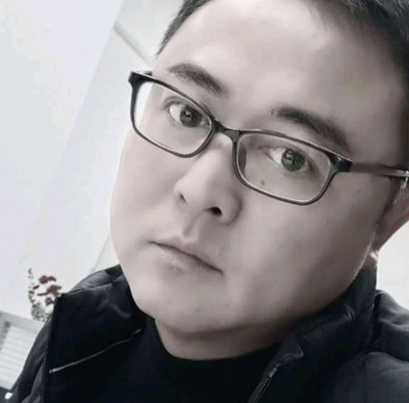 小石头的第一张照片--金华相亲服务中心