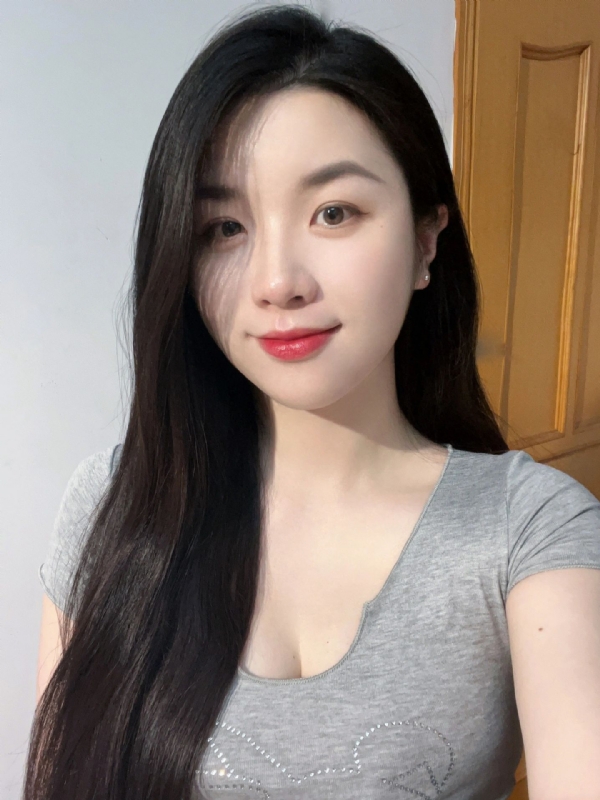 乔乔在寻爱的第一张照片--金华相亲服务中心