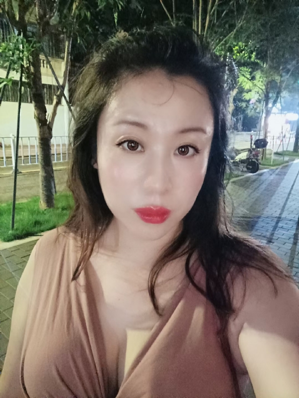 叶子青青的第一张照片--金华相亲服务中心