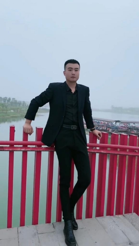 Albert的第一张照片--金华相亲服务中心