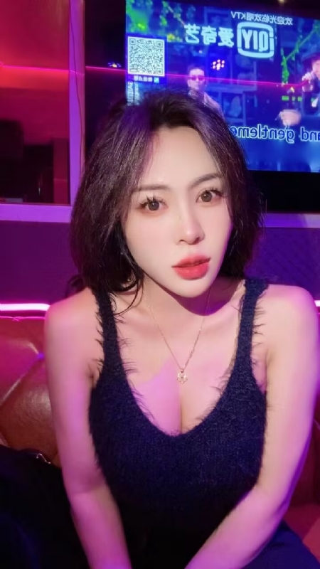 素素可月的第一张照片--金华相亲服务中心