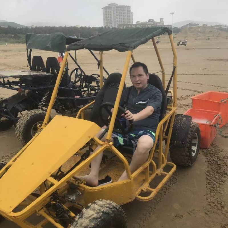 向前的第一张照片--金华相亲服务中心
