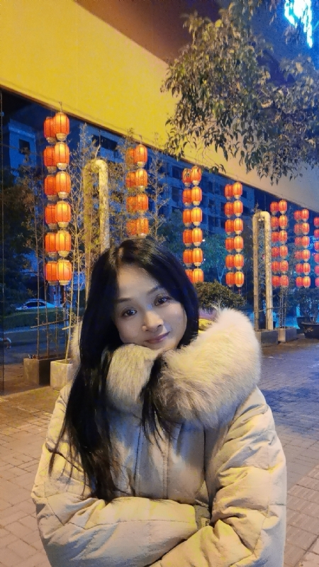 伊伊的第二张照片--金华相亲服务中心