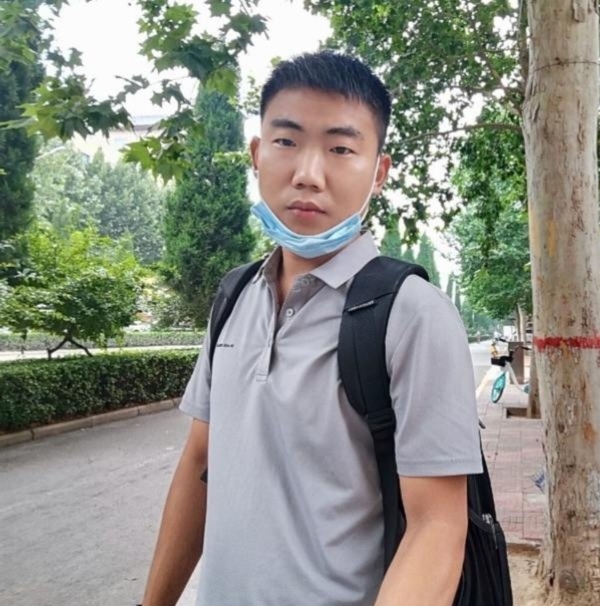 90年男征婚的第一张照片--金华相亲服务中心