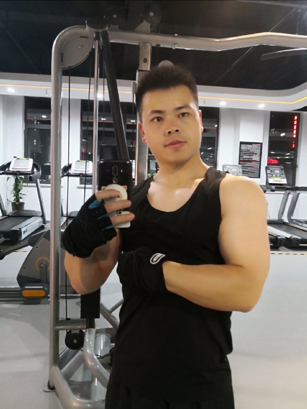 范迪塞尔的第二张照片--金华相亲服务中心